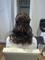 エメティ(Aimerty)&nbsp;ハーフアップ