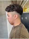 フェードカット、スキンフェード、刈り上げ、強めパーマ