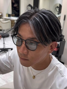 バース 梅田中崎町店(BIRTH) 50代40代白髪ぼかしシルバーメッシュバレイヤージュ