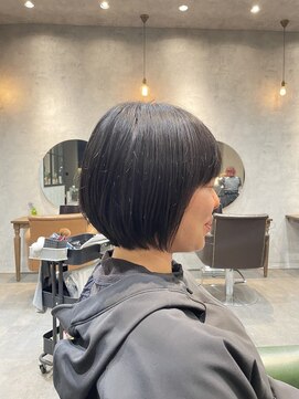 フェリーザ 奏の杜店(FELIZA) 丸みショートボブ