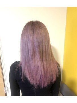 ヤクリ(YAKURI) ハイトーンのピンクグレーカラー！