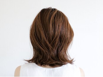 ヘアープレイスネクスト(hair place next)の写真/【手稲駅徒歩３分/駐車場あり】《染めるたび、綺麗になる》透明感UP＊薬剤は髪質に合わせて独自選定◎