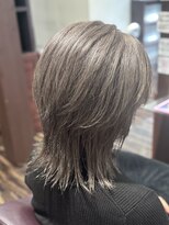ヘアドゥーポジャ 藤岡店(hair Do poja)&nbsp;グレーベージュ・ウルフカット
