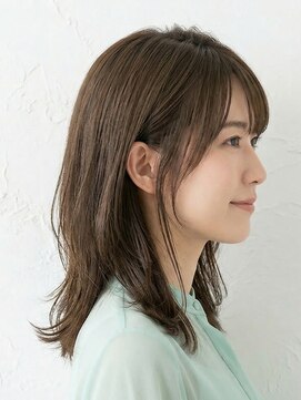 と和×美髪クリニック 巣鴨店 小顔くびれミディアムレイヤー＆透明感フォレスト