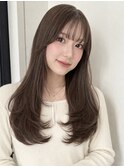 小顔レイヤーカットと透明感ベージュ