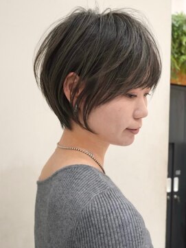 ビューシンサイバシ(VIEW SHINSAIBASHI) 王道大人ショートボブ