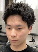 ツンツンしすぎないスパイキーショートピンパーマ