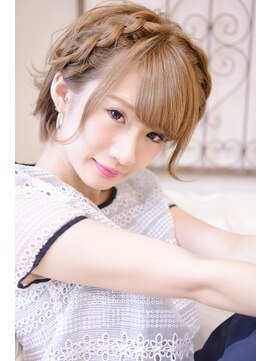 メイズ(MAZE) ショートボブの編みこみアレンジ【メイズ東中野・鍛原志行】