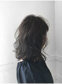 セミロングゆる巻き