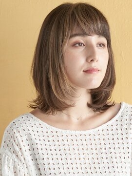 ミンクス ギンザ セントラル(MINX ginza central) ヘルシー女子の大人こなれミディ