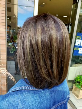 エイチ エアー ダヴ H air DAV調布北口 グレージュハイライトメッシュ