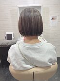 ぷつっとボブ×内側カリアゲ
