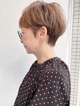 モリオ フロム ロンドン 大宮2号店(morio from London) 【なかじま ひびき】ハイトーンベージュ×大人マッシュショート