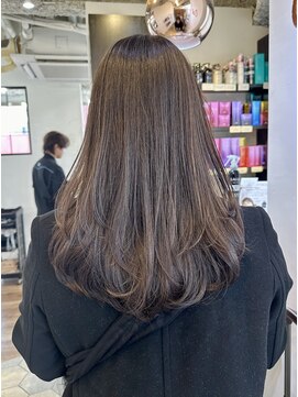 アリスバイアフロート 自由が丘(ALICe by AFLOAT) レイヤーカット/ミディアムレイヤー/小顔カット