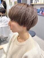 グラッシー センター北店(GLASSI)&nbsp;小顔マッシュショート★似合わせカット★メルティカラー★グレー