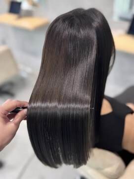 シンカ(shinka) 【20代】/髪質改善/縮毛矯正/表参道/ブリーチ縮毛矯正