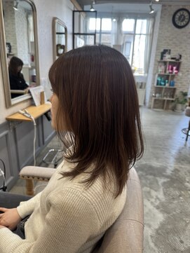 サンクチュアリー ウィズ コネクト(Sanctuary with connect) レイヤーカット×ギザギザ軽め