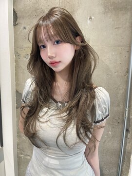 リリー(Lilley) 赤み消しカラー×小顔レイヤー×韓国風巻き×髪質改善