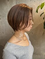 コティ(Kotii) 大人女性に人気/前下がりショートボブ/耳かけショートボブ