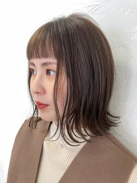 シロ(SiLO) オン眉◎フェミニンバング 天神大名/ヘッドスパ/髪質改善