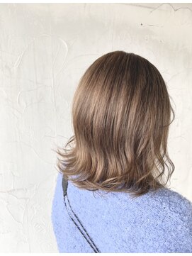 ラッソヘアー(Lasso hair) クリアベージュ