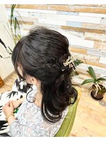 ハウオリ ヘアーワークス(Hauoli hair works)&nbsp;ゆるふわ編み込みハーフアップ