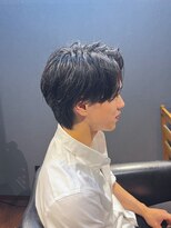 ビーダンディー(Bee dandy)&nbsp;ビジネスツーブロック ミディアムショートウルフ センターパート