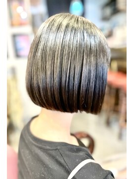 サーティエイト(38) 首きれい大人ボブ/丸みショートボブ/カット/縮毛矯正/髪質改善/