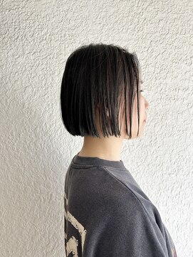 シトリ(ShitoRe) 切りっぱなしボブ