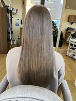 ミラシィ 成田(Mirashy)&nbsp;ハイライトカラーミルクティーベージュレイヤーカット