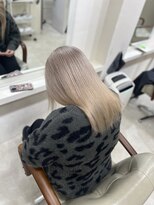 カリーナ(CARINA)&nbsp;ミルクティーグレージュ/ハイトーンカラー