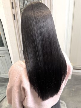 モワ 仙台(Mois) 大人女性に人気◎ツヤ髪ストレート
