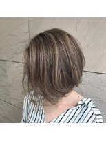ウィクシー(wixy) ラフだけど計算された透明感ハイライトボブ☆