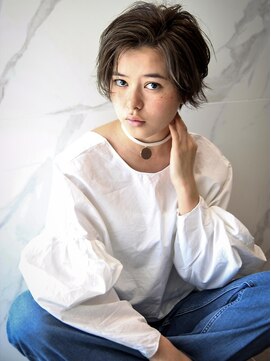 リノア 鵠沼海岸(LINOA) クール&ガーリーな大人ハンサムショート