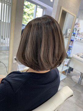 ホワイト(WHITE) [WHITE RYOTA]めちゃかわボブバレイヤージュ