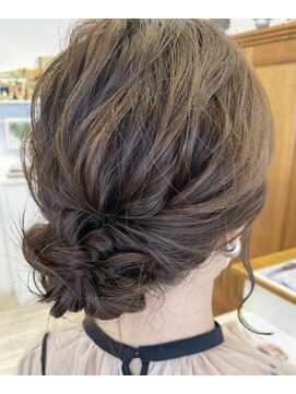 フラバー(flover) 【Miyuki】結婚式参列用パーティヘアセット