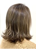 ナチュラルハイライト ツヤ ベージュ