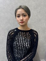 アンプル 天神店&nbsp;ショート　アッシュグレージュカラー　ショートアレンジ　透明感