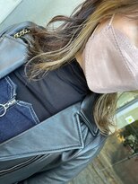 ニーゼロゼロナナ(2007)&nbsp;イヤリングカラー