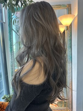 ルーヴェ(LOWE) 【AYANO 】留学生ハイライトカラー