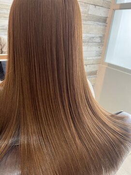 アルバハナレ 横浜(αlba HANARE) 縮毛矯正 カッパーオレンジカラー METEOトリートメント