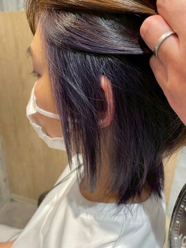 エヌアンドエー せんげん台店(N&A) 大人も楽しめる◎さりげないパープルアクセント/インナーカラー