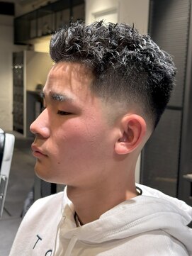 フリークバーバーショップ 烏丸御池店(FREAK BARBER SHOP) 海外ヘア/スパイキーショート/フェード/ボウズ/河原町三条K