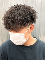 エルマーク 本山(L-MARK)&nbsp;シャドウパーマ/ツイストパーマ/メンズ/センターパート/波巻き