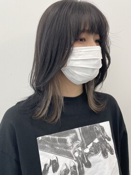 アライブ キチジョウジ(ALIVE Kichijoji) 韓国風インナーカラー×ベージュ