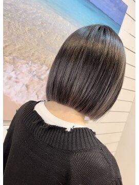 ラニハナクドウ(lanihana.kudo) +＊～パツッとボブwithエアタッチシルバーグラデ～＊+