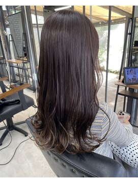 イキプラスディードットログ 大和八木駅前店(ikii+D.Log) ナチュラルブラウン 女優巻き 韓国巻き 愛されロング