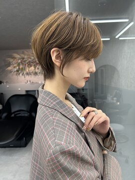 ロンドブルーム 天神大名店(Lond Bloom) スウィングショート/大人ショート/ショートヘアー