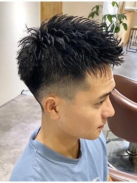 クオル 立川(QOL) フェード/モヒカン/眉毛/メンズカット/束感/アイロンパーマ