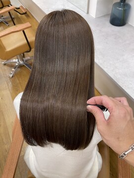 ミレ バイ ルカ(mire by Luca) ブリーチなし#sheer beige× ULTOWA×アースカラー